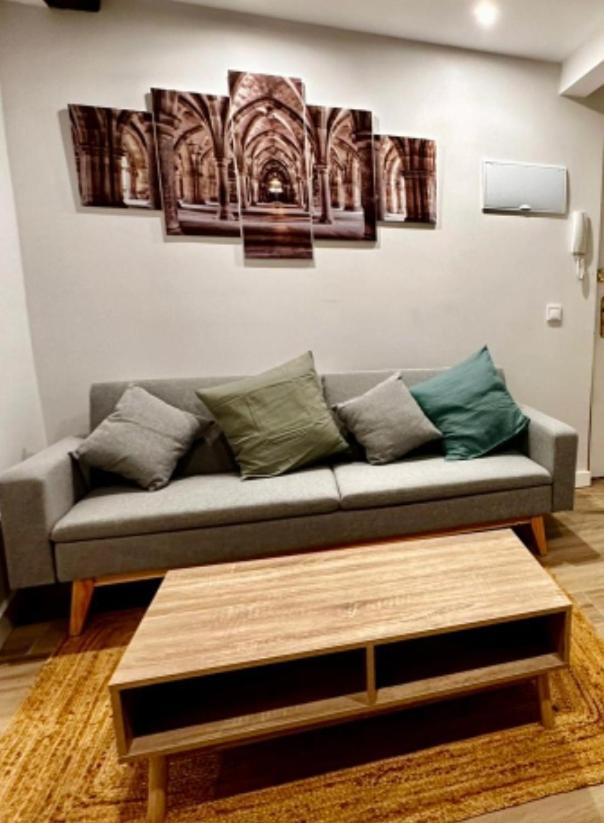 Atuaire Home Los Arcos En El Centro Historico De Burgo Eksteriør billede